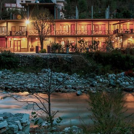 Shivadya Tirthan - Tirthan Valley Gushaini Ngoại thất bức ảnh