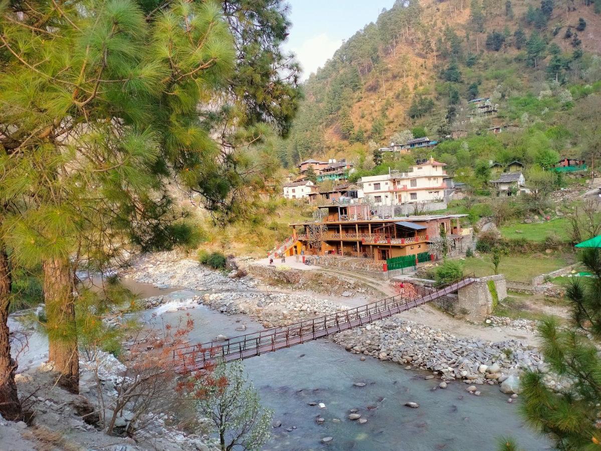 Shivadya Tirthan - Tirthan Valley Gushaini Ngoại thất bức ảnh