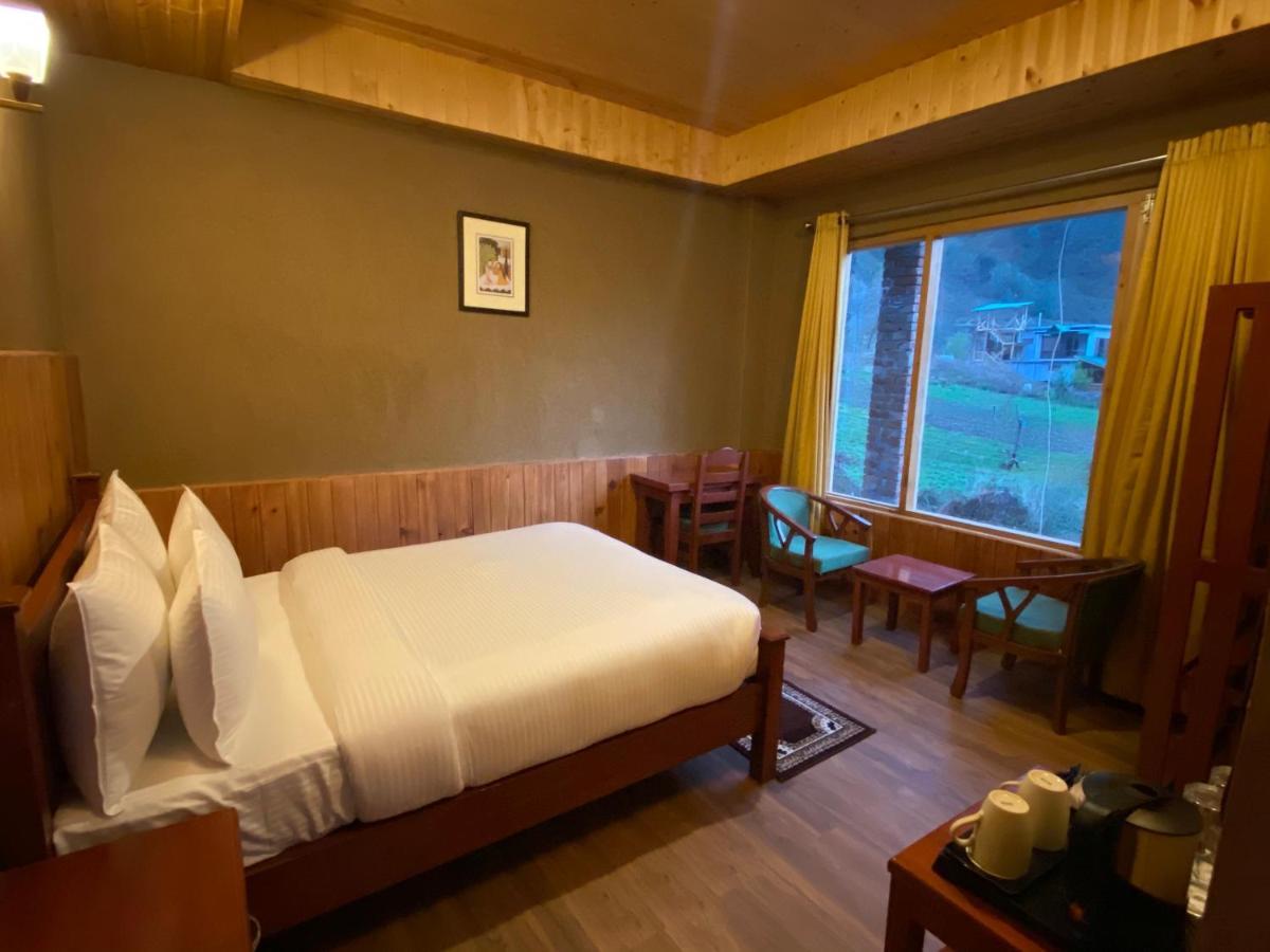 Shivadya Tirthan - Tirthan Valley Gushaini Ngoại thất bức ảnh