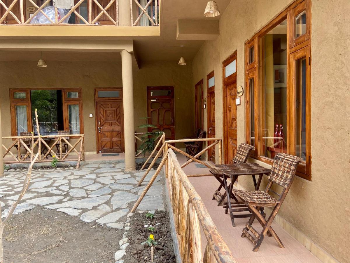 Shivadya Tirthan - Tirthan Valley Gushaini Ngoại thất bức ảnh