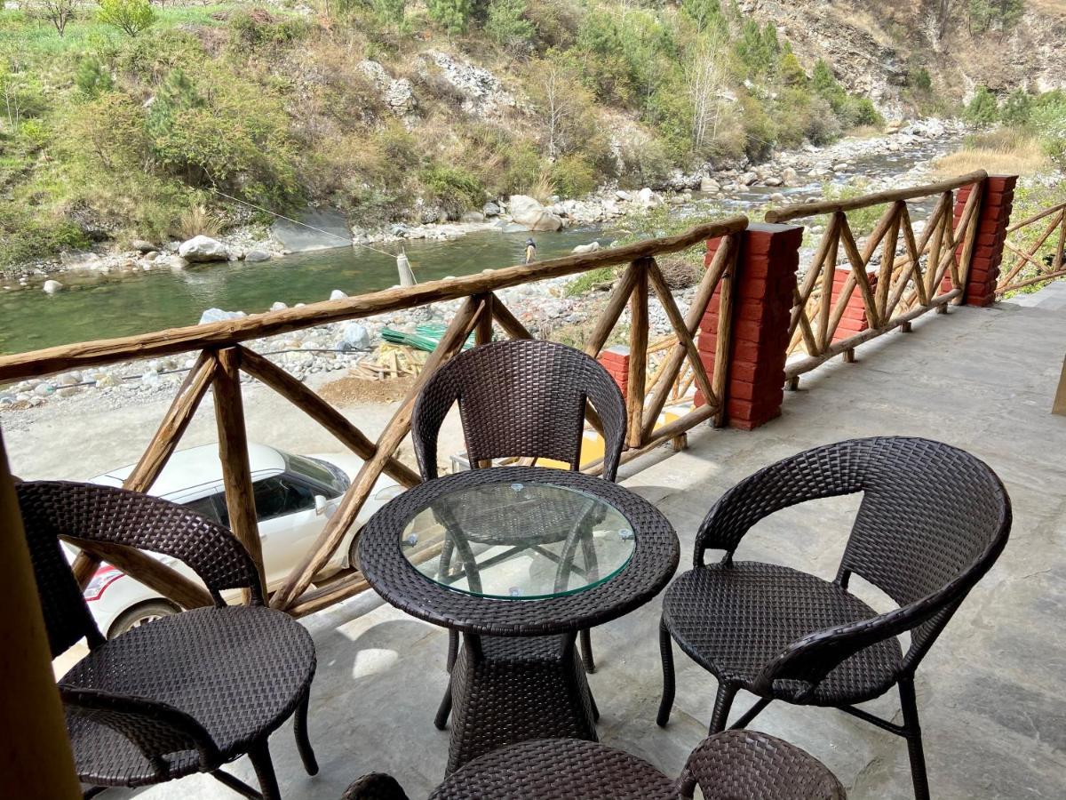 Shivadya Tirthan - Tirthan Valley Gushaini Ngoại thất bức ảnh