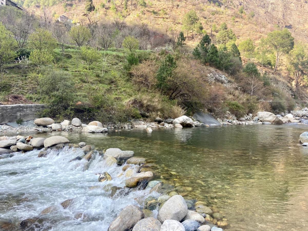 Shivadya Tirthan - Tirthan Valley Gushaini Ngoại thất bức ảnh