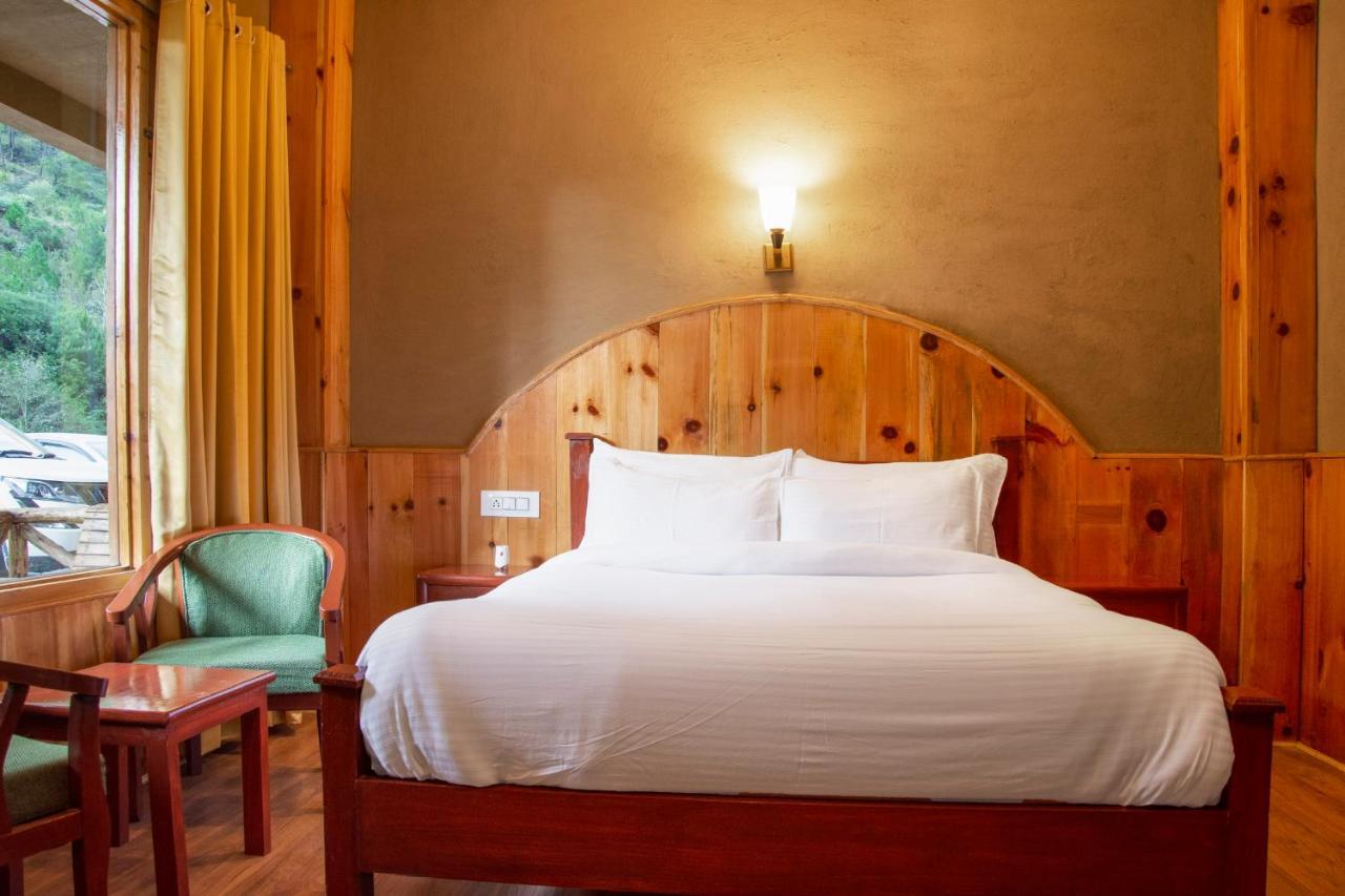 Shivadya Tirthan - Tirthan Valley Gushaini Ngoại thất bức ảnh